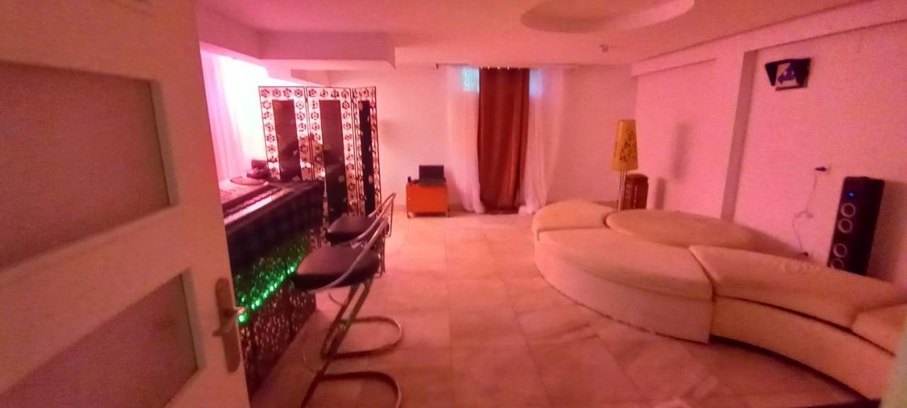 chalet de lujo con piscina, sauna y jacuzzi cerca del mar a media hora de bilbao y Santander El Puente  Exterior foto