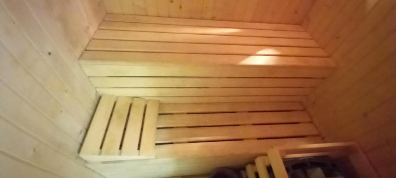 chalet de lujo con piscina, sauna y jacuzzi cerca del mar a media hora de bilbao y Santander El Puente  Exterior foto