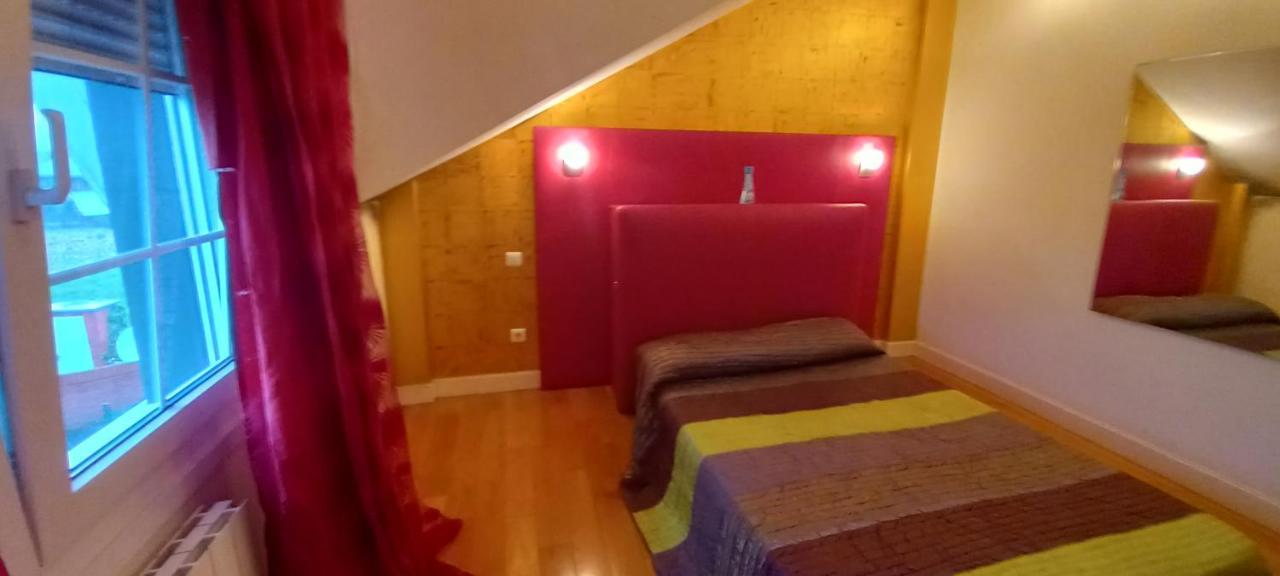 chalet de lujo con piscina, sauna y jacuzzi cerca del mar a media hora de bilbao y Santander El Puente  Exterior foto